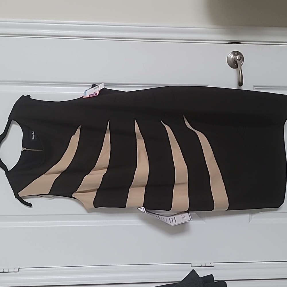 Kathy Roberts dress